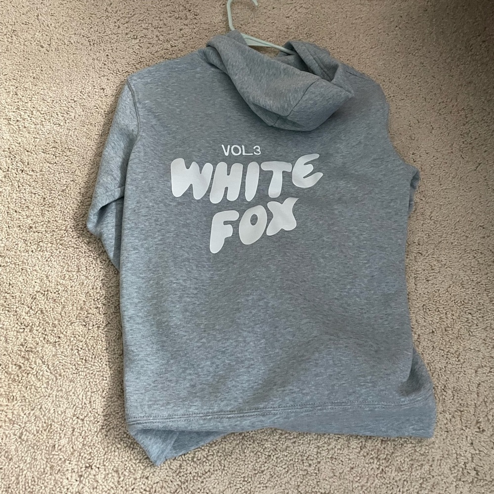 White fox hoodie size s,m color white and grey